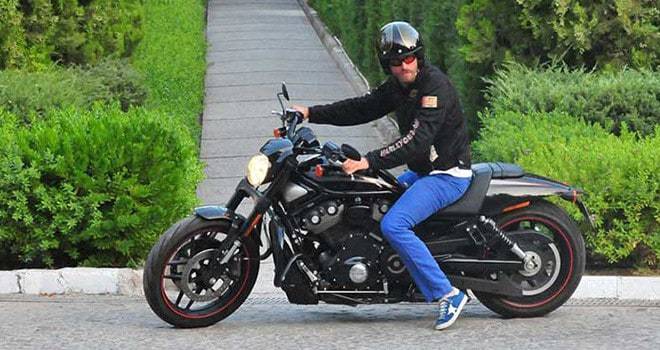 Kıvanç Tatlıtuğ'a bir Harley Davidson daha