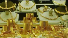 Kuyumcudan soygunluğunu çocuk engelledi