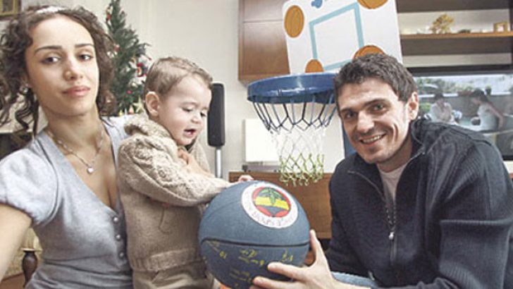Mirsad Türkcan ve Dina Türkcan boşandı