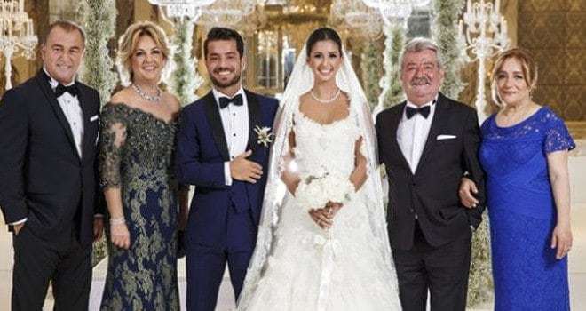 Merve Terim kardeşi Buse Terim'in düğününde hastanelik oldu - Merve Terim hastanelik oldu