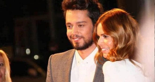 Eliz Sakuçoğlu kimdir ? Murat Boz Eliz Sakuçoğlu'nu sildi - Eliz Sakuçoğlu detaylar