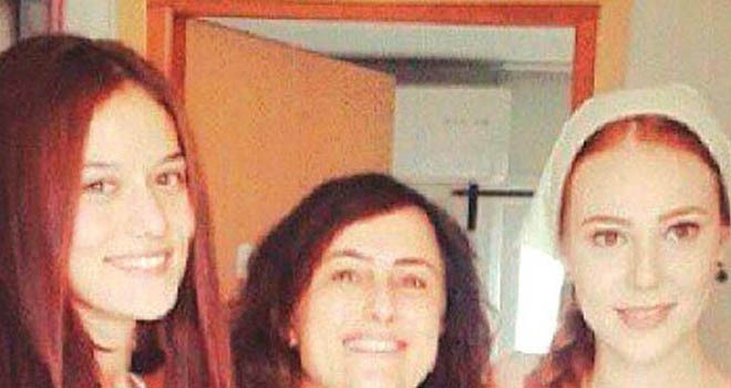 Fahriye Evcen'den fotoğraflı yanıt