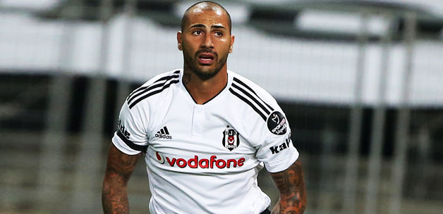 Quaresma: Çingene olmaktan gurur duyuyorum