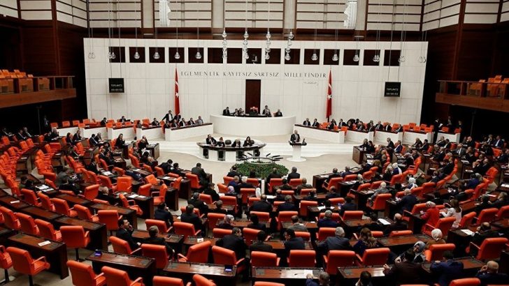 Emeklilikte yaşa takılanlara ilişkin önerge Meclis tarafından reddedildi