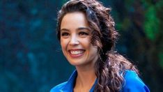 Azra Akın anne oldu! Bebeğin cinsiyetini doğumda öğrendiler…