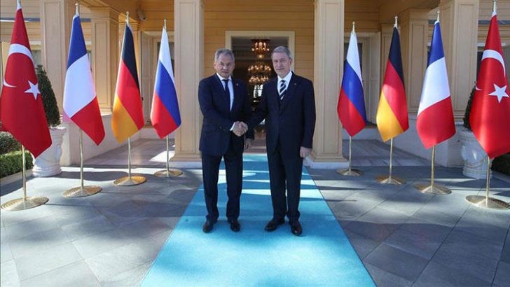 Hulusi Akar, Rus mevkidaşı Şoygu ile görüştü