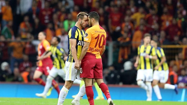 Olaylı derbi sonrası 3 kırmızı, 1 sarı kart