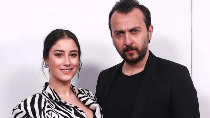 Hazal Kaya Ali Atay’dan yatak pozu!