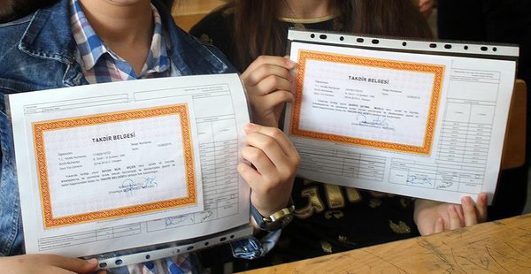 Öğrenciler diploma ve belgelerini 22 Haziran'dan sonra alabilecek