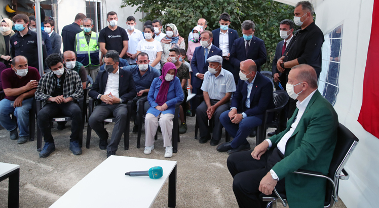 Cumhurbaşkanı Erdoğan, selde kaybolan Yılmaz ve Akkuyu’nun ailelerini ziyaret etti