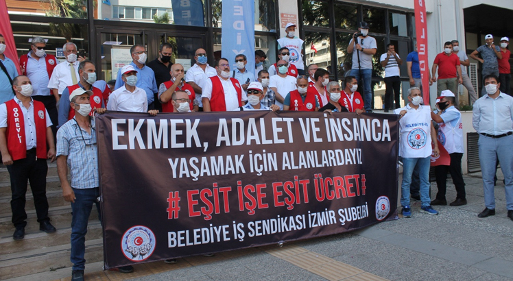İzmir ve Mersin belediyelerinde işçiler grevde
