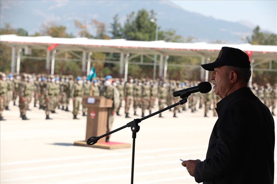 Millî Savunma Bakanı Akar ve TSK komuta kademesi komandoları ziyaret etti