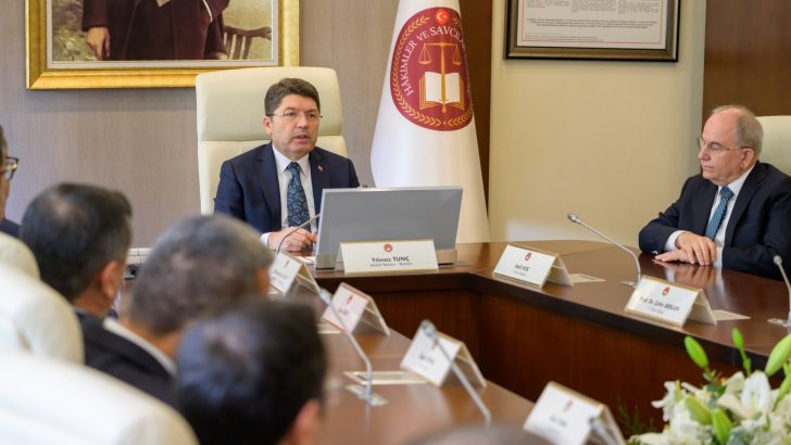 Cezaevlerinde yeni dönem… Hükümlüler yakınları ile böyle görüşüyor…