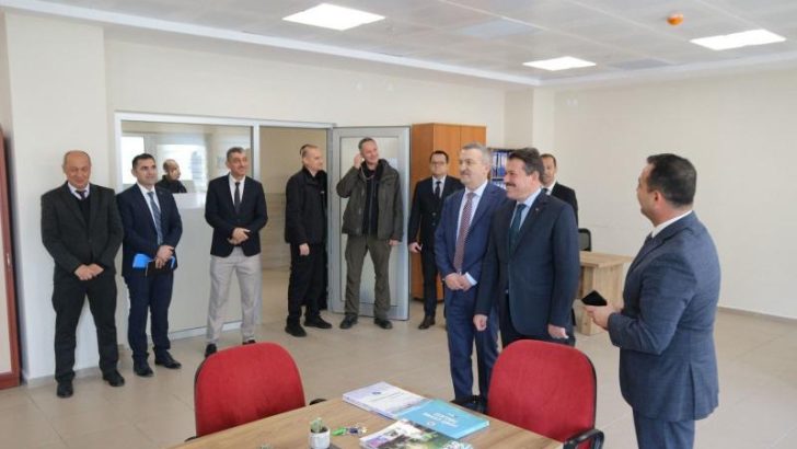 Başsavcı Ali Yeldan Denetimli Serbestlik Müdürlüğü çalışanlarıyla toplantı yaptı