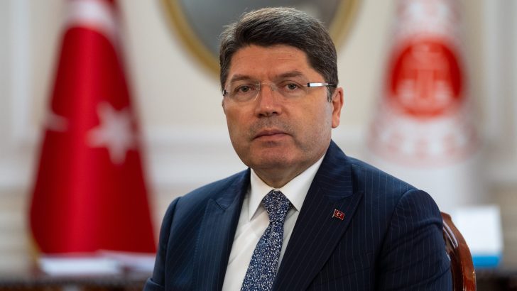 Bakan Tunç’tan Özgür Özel’e sert tepki: Haddini Bil!