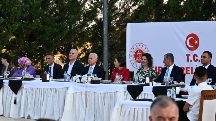 Başsavcıyı protokol uğurladı