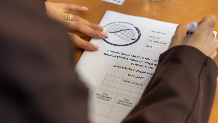 Türkiye Adalet Akademisinde 2. dönem hâkim ve savcı yardımcıları ilk sınava girdi