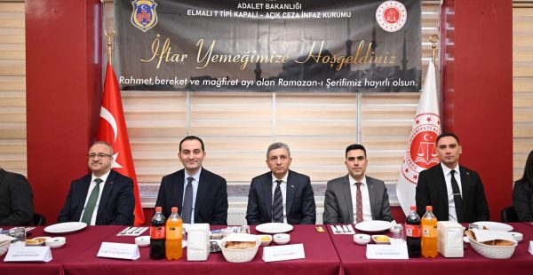 Elmalı’da adliye ev sahipliğinde iftar programı düzenlendi
