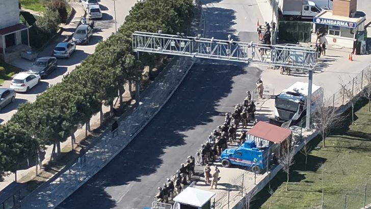 Drone görüntüleri gerçeği ortaya çıkardı! İmamoğlu’na destek veren olmadı: Silivri çevresi boş kaldı