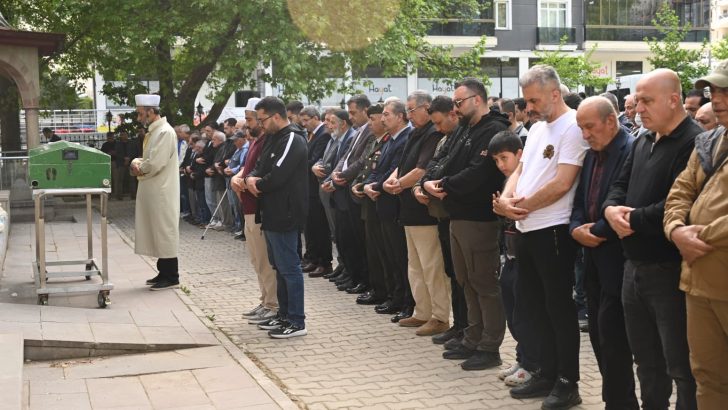 HSK Müfettişi Sıla Ökten’in acı günü: Babası son yolculuğuna uğurlandı