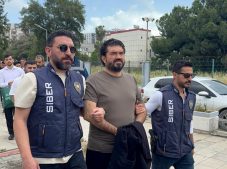 SON DAKİKA! Rasim Ozan Kütahyalı yasa dışı bahis soruşturmasında tutuklandı