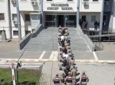 Viranşehir’in uyuşturucu haritası deşifre edildi: 97 şüpheli gözaltında