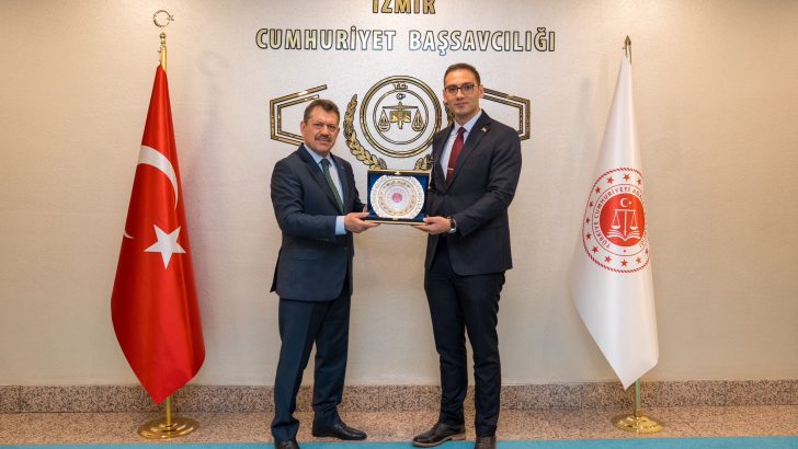 Ceza ve Tevkifevleri Genel Müdür Yardımcısı Enes Kocakale’den İzmir Adliyesi’ne ziyaret