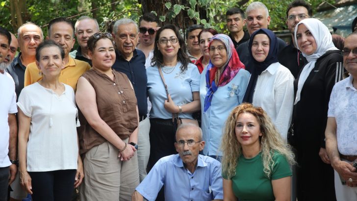 Mucize Kalpler aynı masada buluştu! 140 kalp nakilli hasta hayata tutunuş hikâyesini anlattı