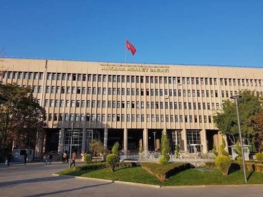 Ankara Adliyesi’nde savcının duyduğu konuşma 100 bin liralık vurgunu engelledi!