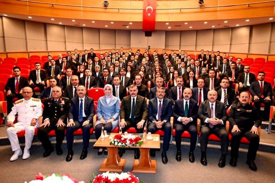 Bakan Çiftçi’den kaymakam adaylarına sosyal medya uyarısı: “Şov değil, hizmeti anlatın”