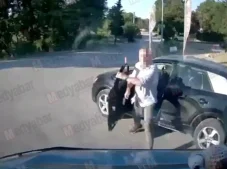 Sakarya Başsavcılığı’ndan trafikteki savcı olayına ilişkin açıklama: Savcı hakkında da soruşturma başlatıldı