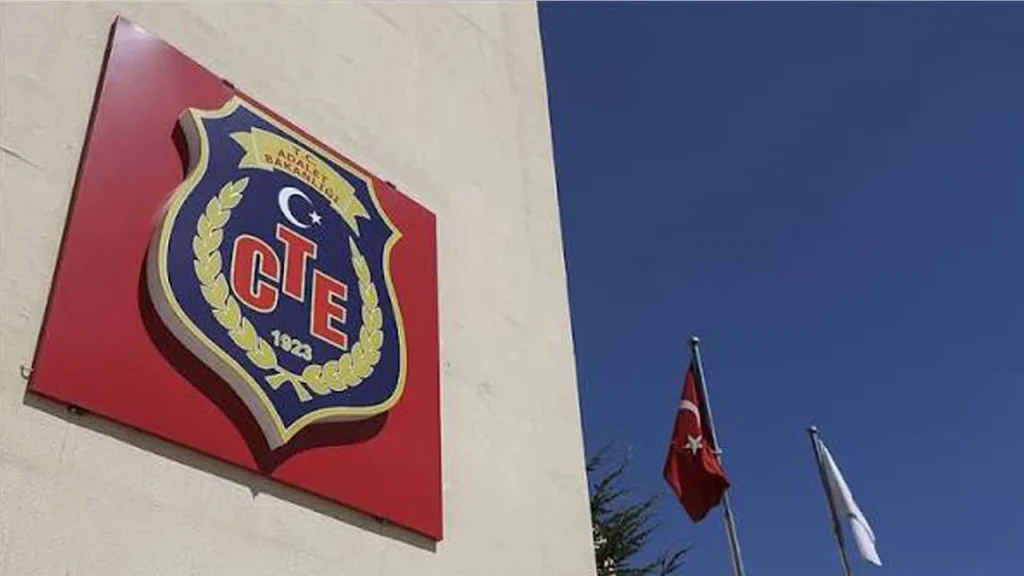 Ceza infaz kurumu ve denetimli serbestlik müdürleri kararnamesi yayımlandı