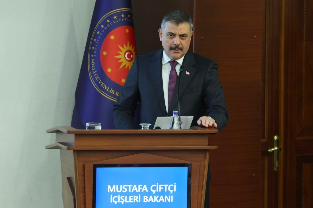 İçişleri Bakanı Mustafa Çiftçi MGK’da organize suç örgütleriyle mücadele stratejisini anlattı