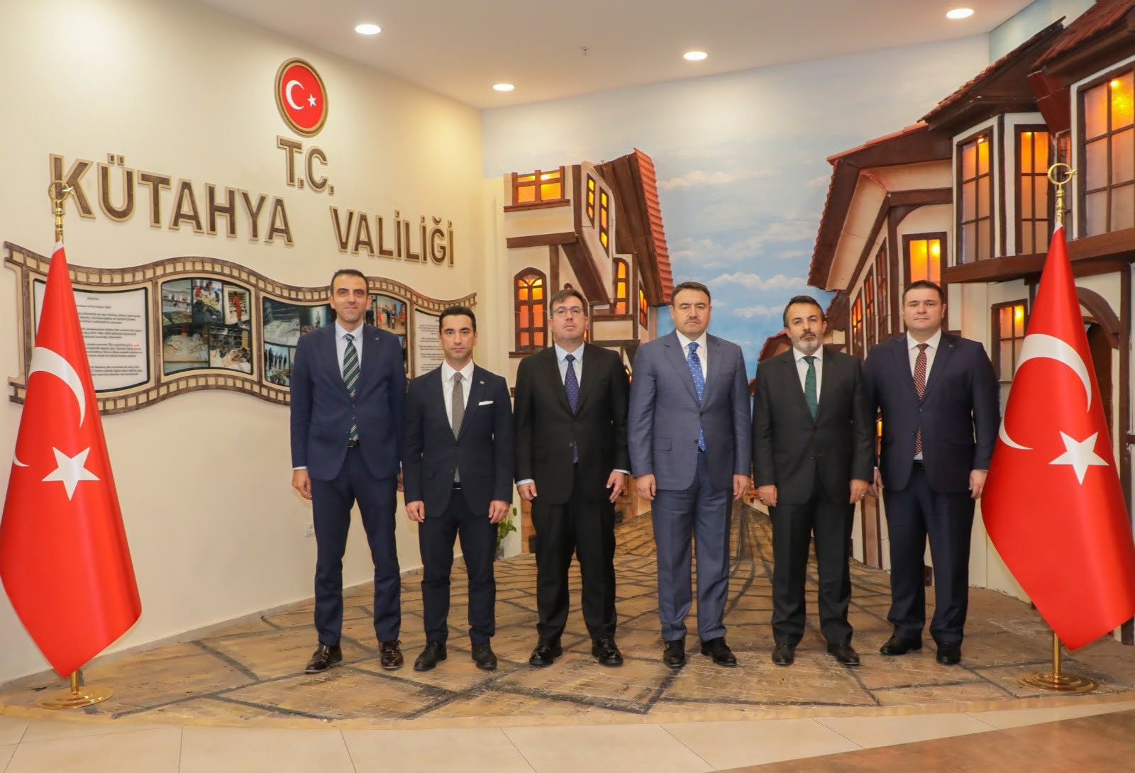 Can Tuncay Kütahya’da: Hâkim ve savcıların taleplerini dinledi, lojman projesini görüştü