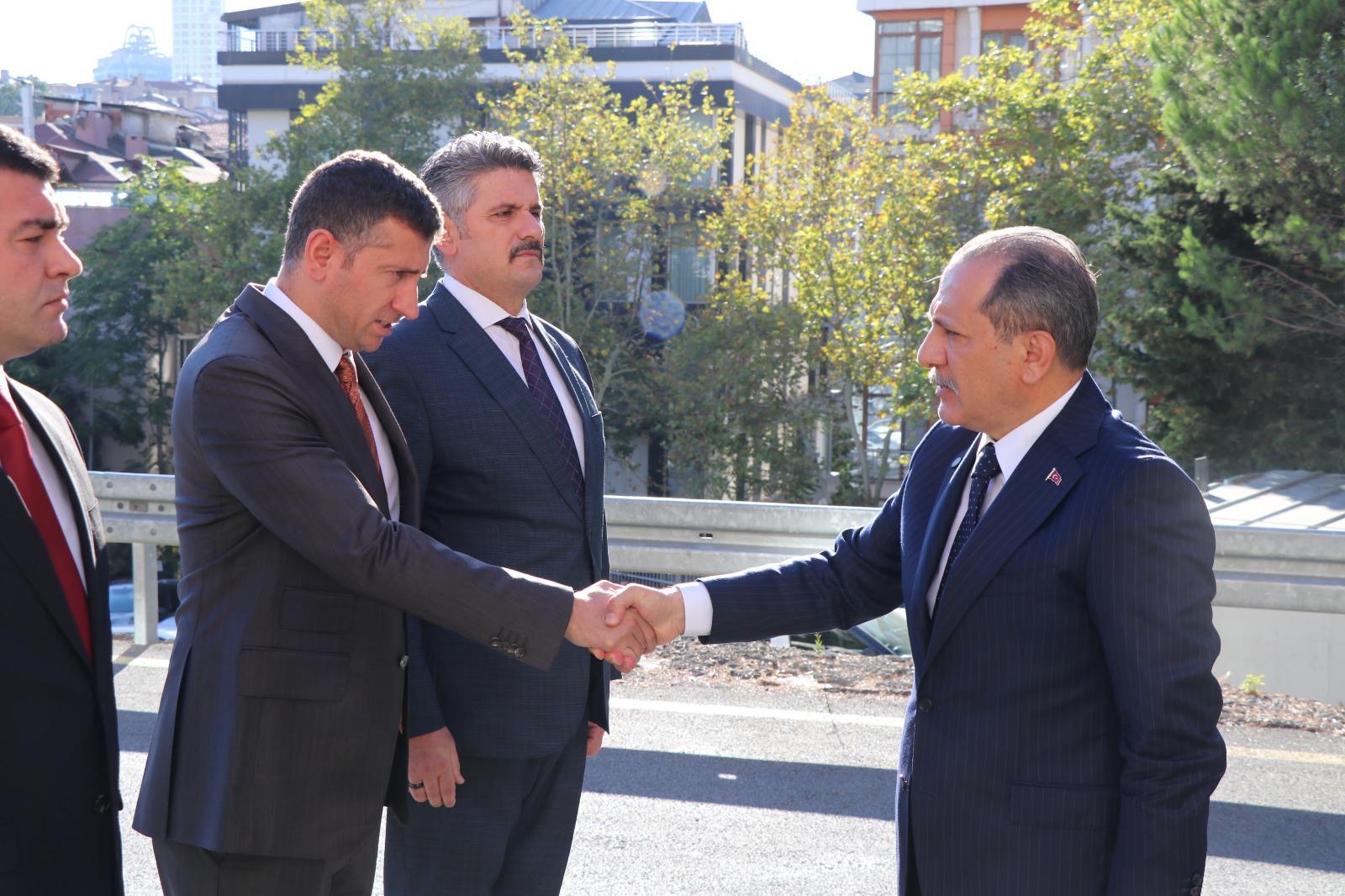 İstanbul Emniyet Baş Müdürü Selami Yıldız’dan Gayrettepe Asayiş Şube’ye anlamlı ziyaret