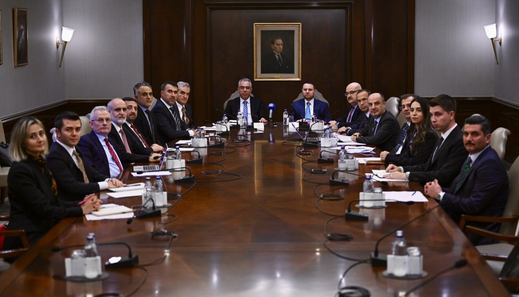 SİVİL ANAYASA ÇAĞRISI!  Bakan Gürlek: “Bugün gelinen noktada Anayasa ülkemize dar gelmektedir”